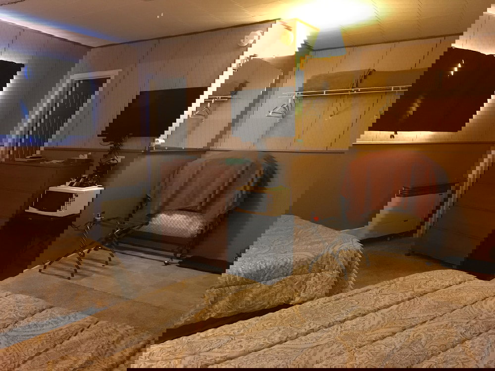 Harbor Beach Inn - thumb 3