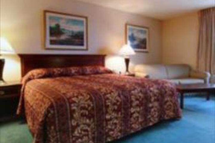 Americas Best Value Inn - thumb 6