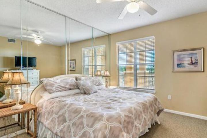 202E Newly Remodeled! Photos Coming Soon! - thumb 3