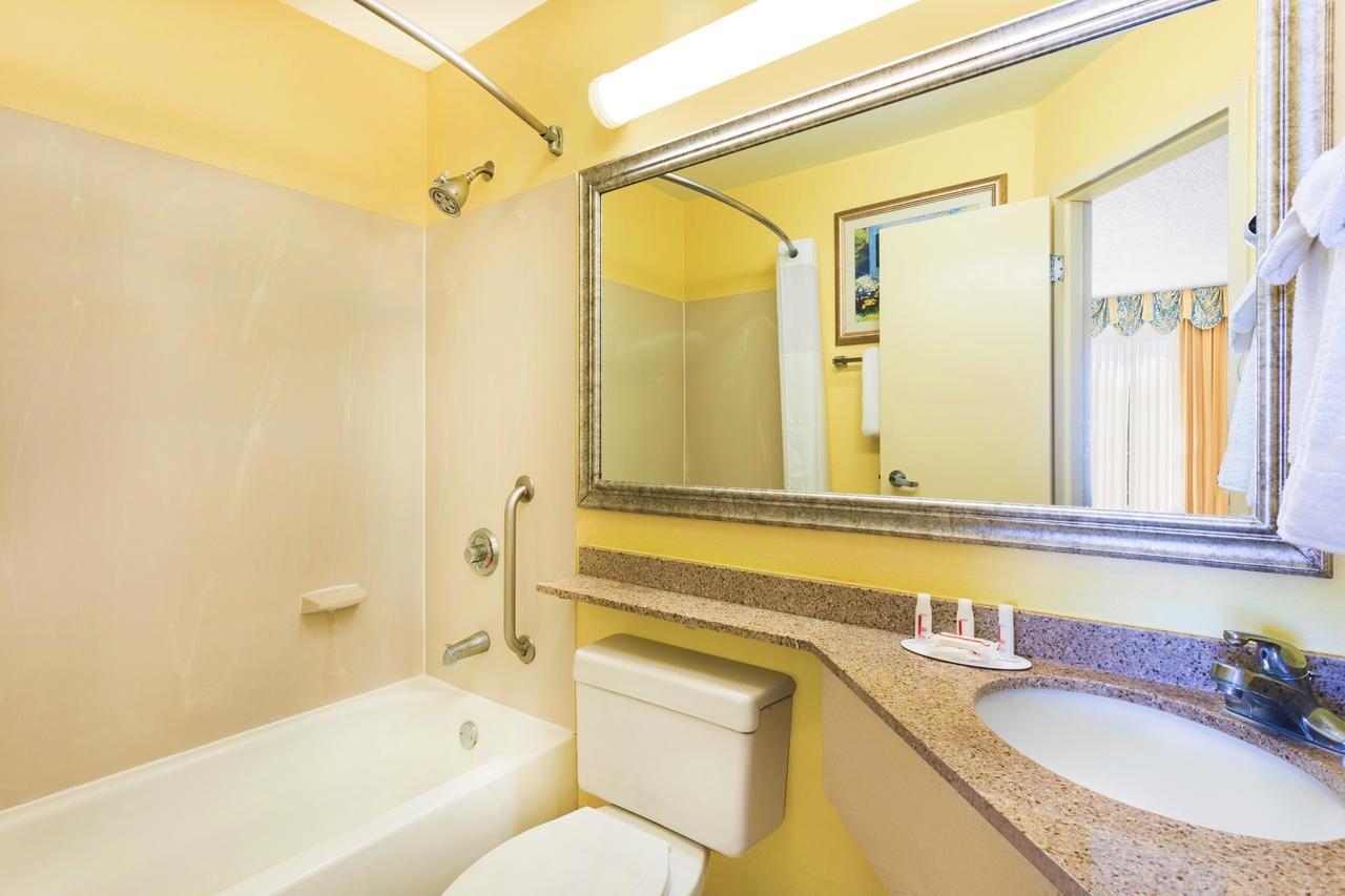 Baymont By Wyndham Savannah Midtown - thumb 19