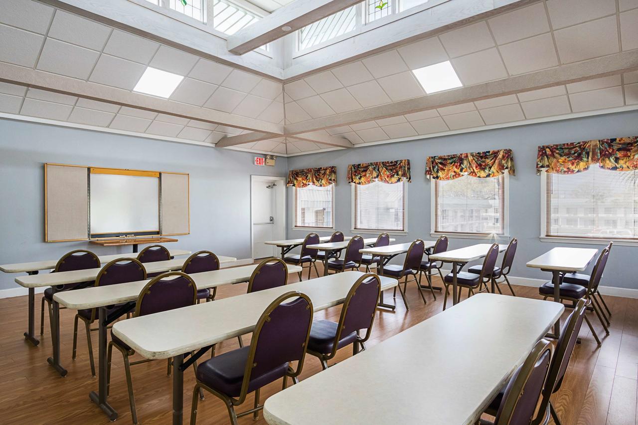 Best Western Central Inn - thumb 6