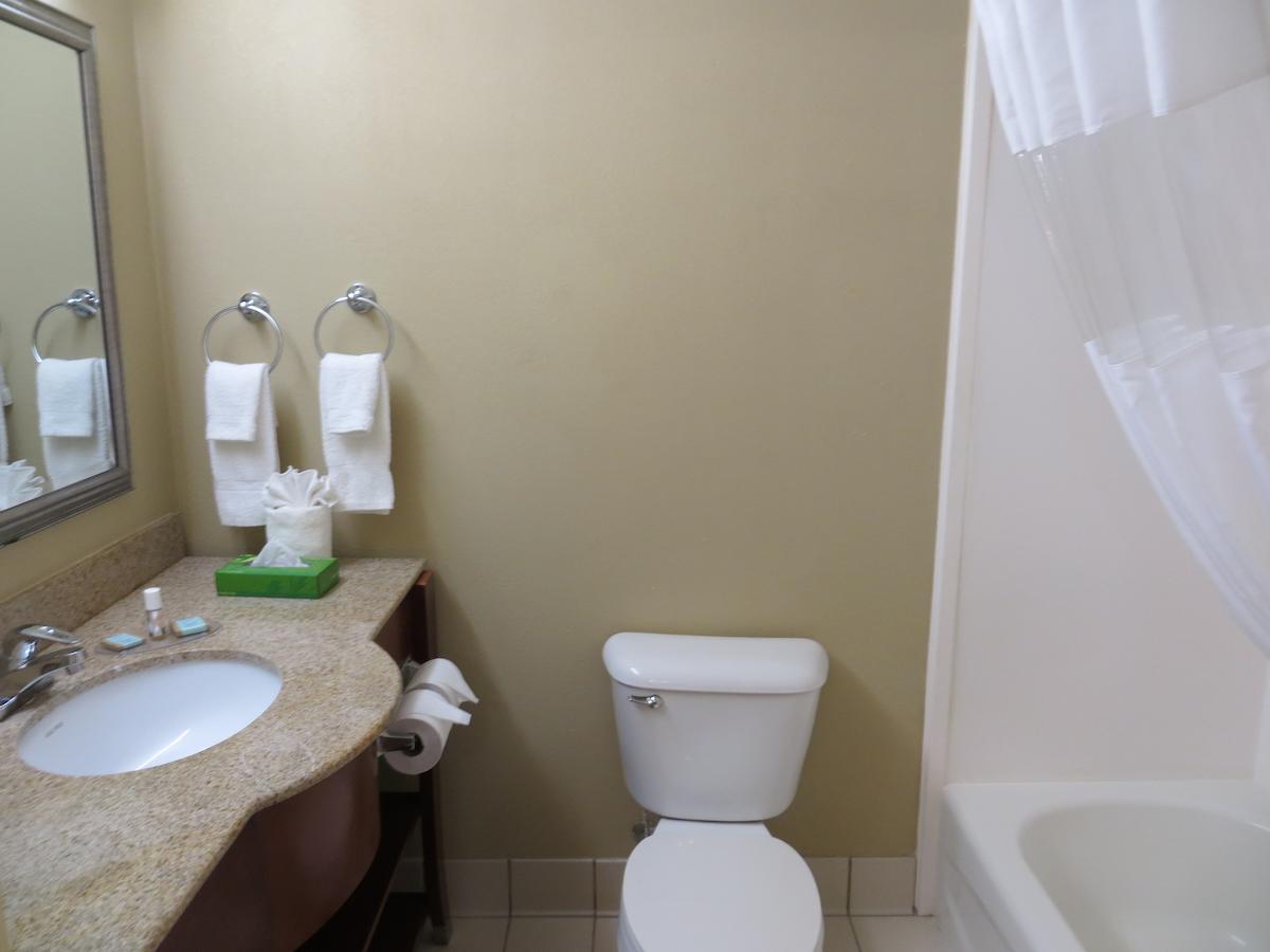 Travelodge By Wyndham Savannah Gateway - thumb 26