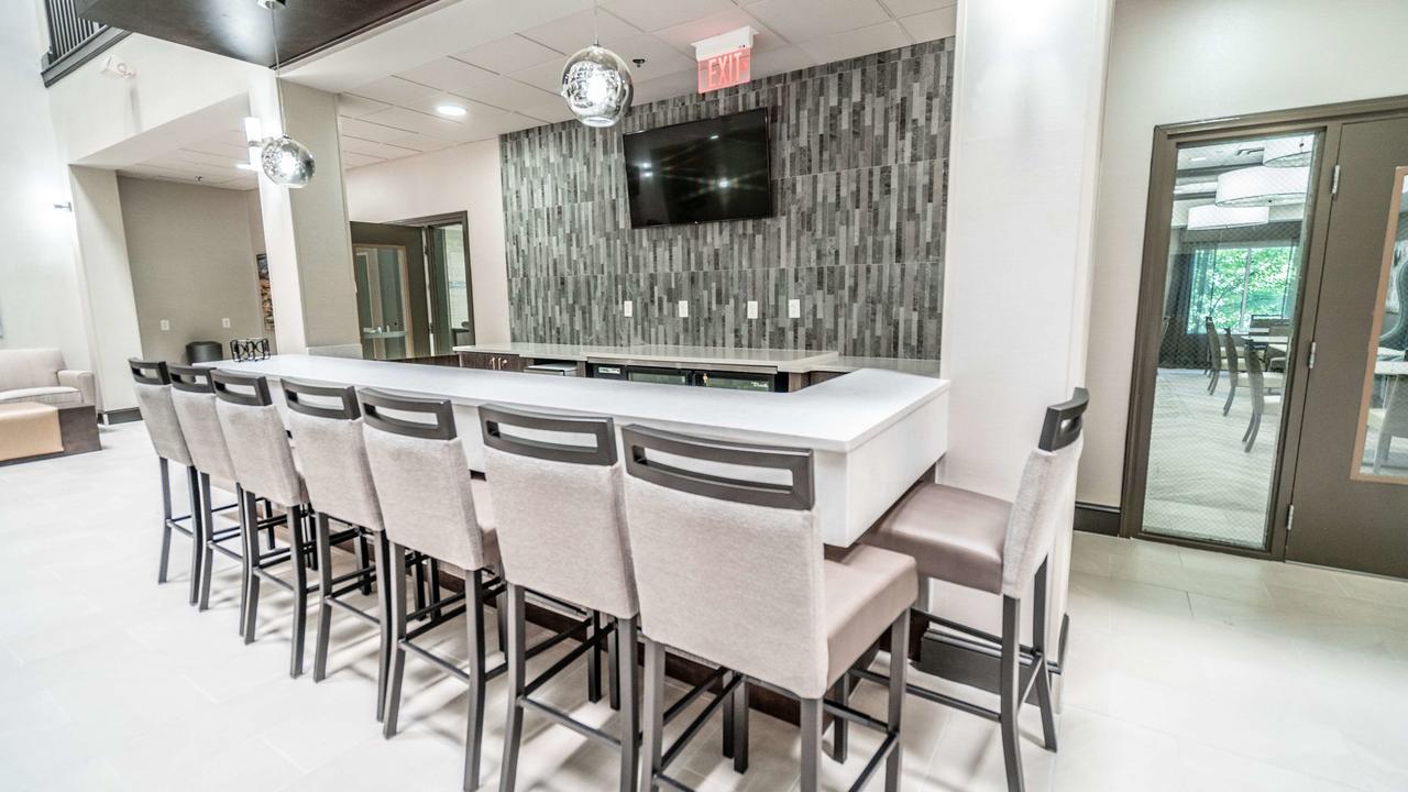 Best Western Premier Conyers - thumb 32