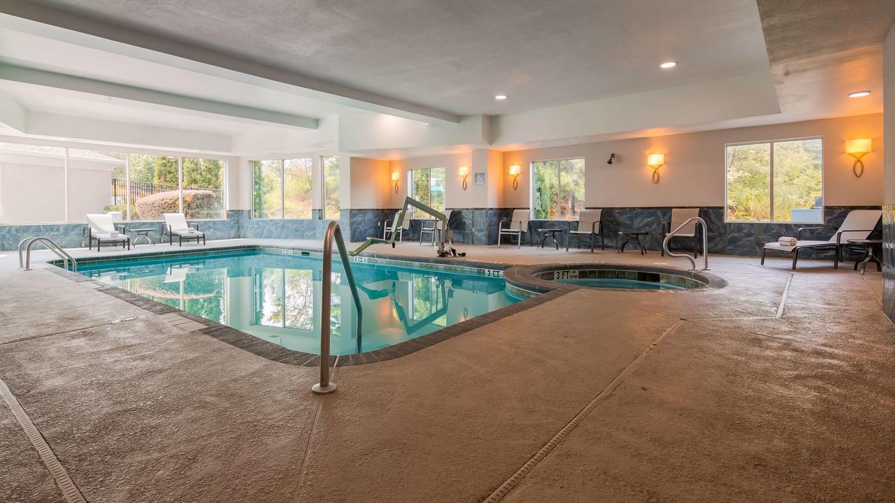 Best Western Premier Conyers - thumb 19