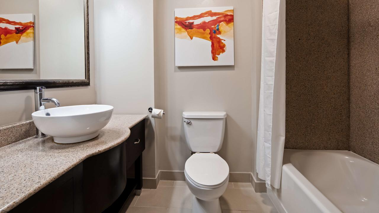 Best Western Premier Conyers - thumb 25