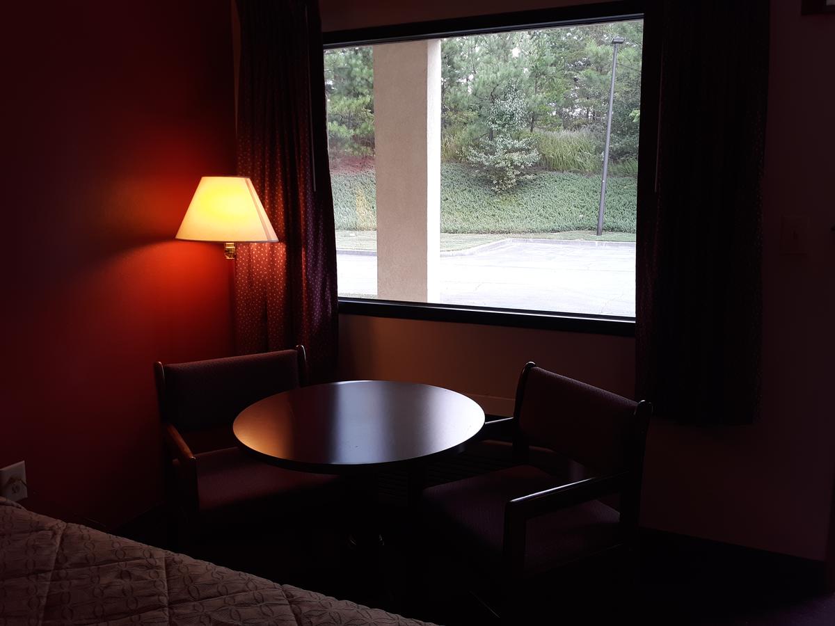 Hotel Adairsville Hwy 140 - thumb 21