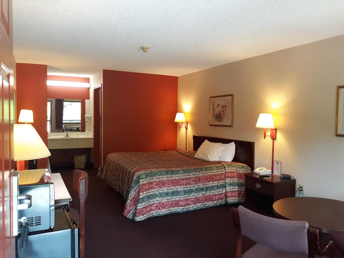 Hotel Adairsville Hwy 140 - thumb 17