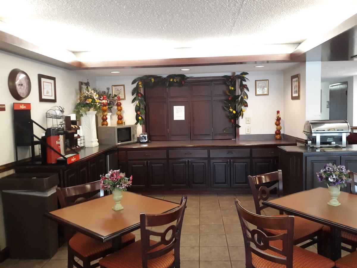 Hotel Adairsville Hwy 140 - thumb 27