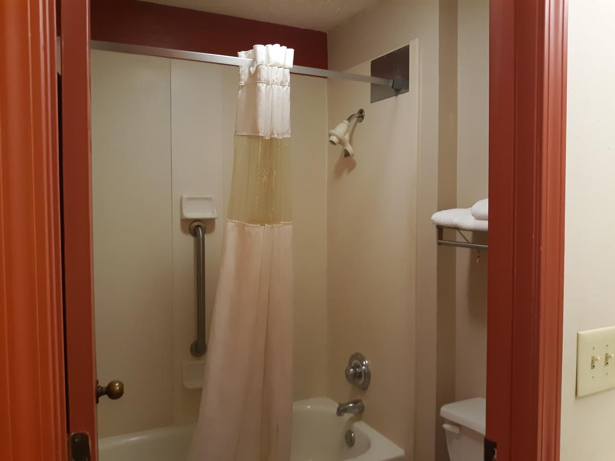 Hotel Adairsville Hwy 140 - thumb 22