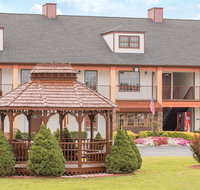 Travelodge by Wyndham Commerce GA Near Tanger Outlets Mall - Tourism House