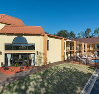 Quality Inn Commerce - Tourism House
