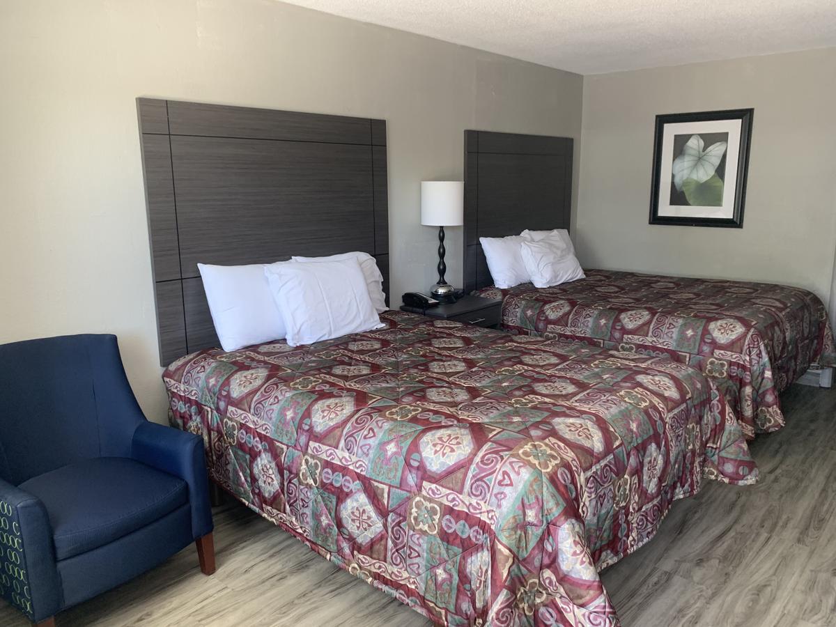 Executive Inn Locust Grove - thumb 4