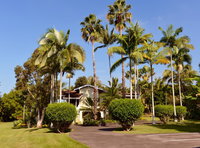 Booking Kealakekua Tourism House
