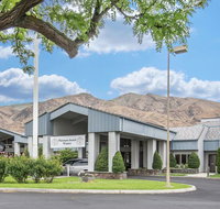 Quality Inn  Suites Conference Center Clarkston - Tourism House