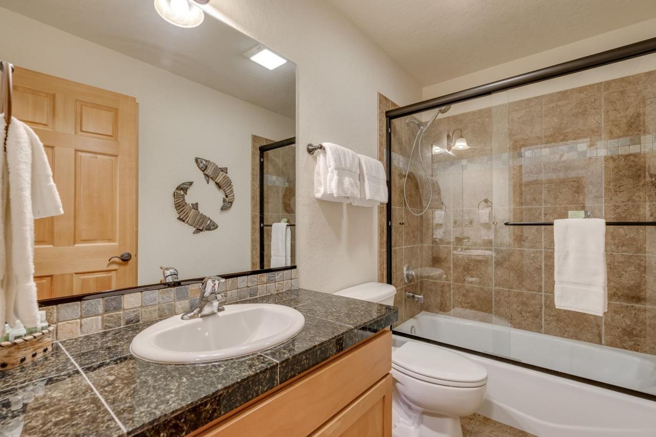 Evergreen By The Lake - thumb 7