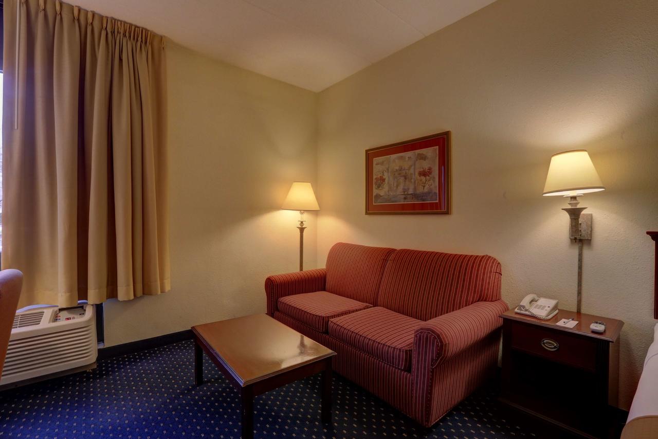 SureStay Plus Hotel By Best Western Chicago Lombard - thumb 17