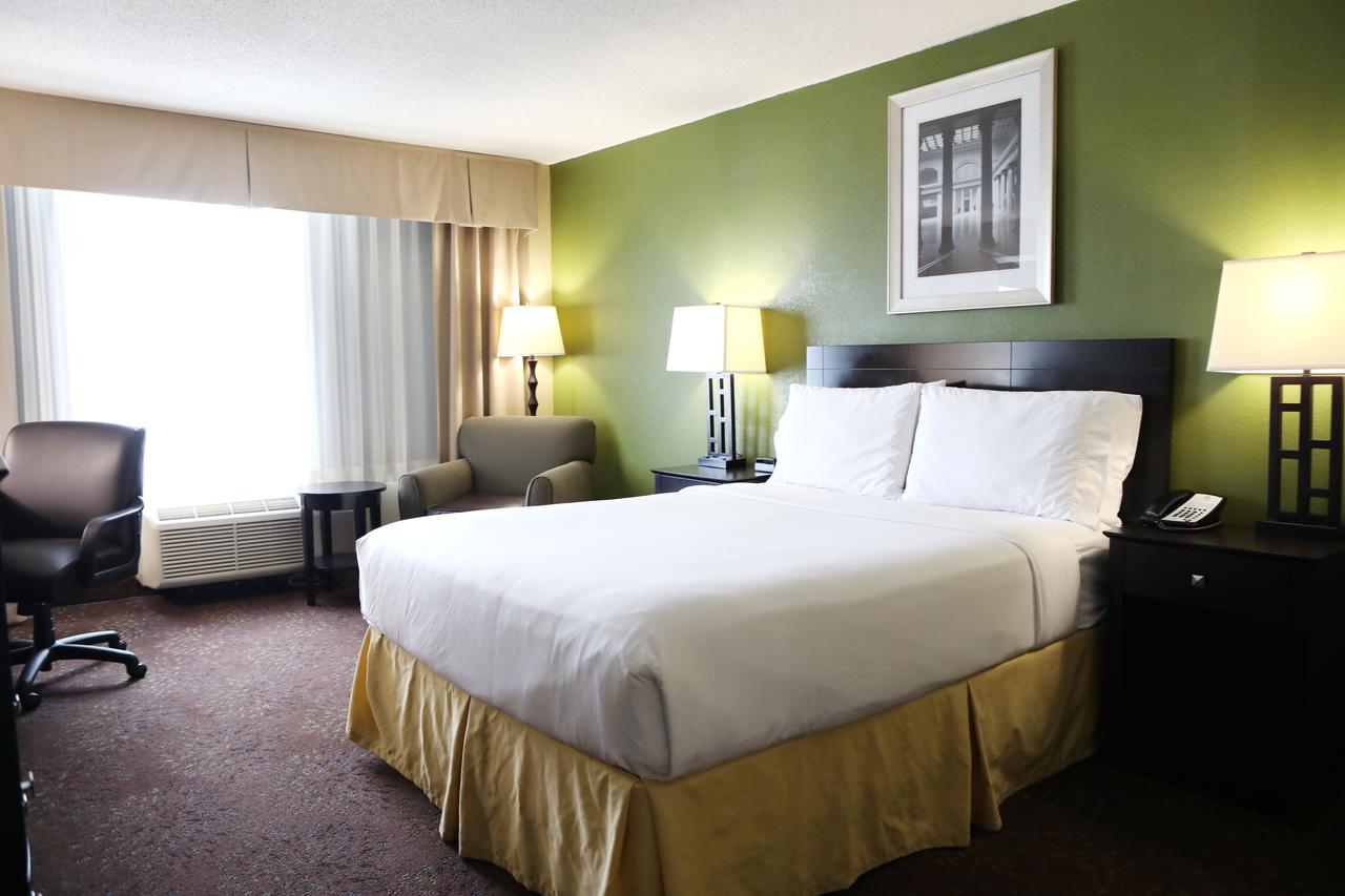 Holiday Inn Chicago/Oak Brook - thumb 30