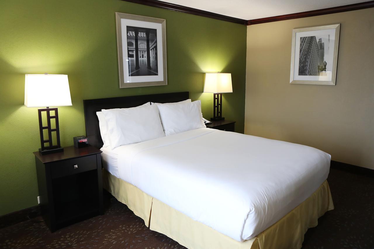 Holiday Inn Chicago/Oak Brook - thumb 15