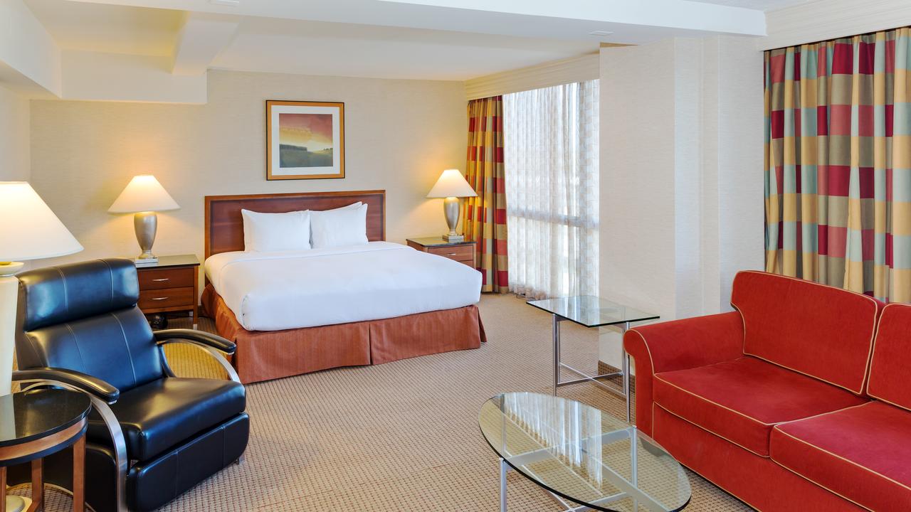 Hilton Chicago O'Hare Airport - thumb 8