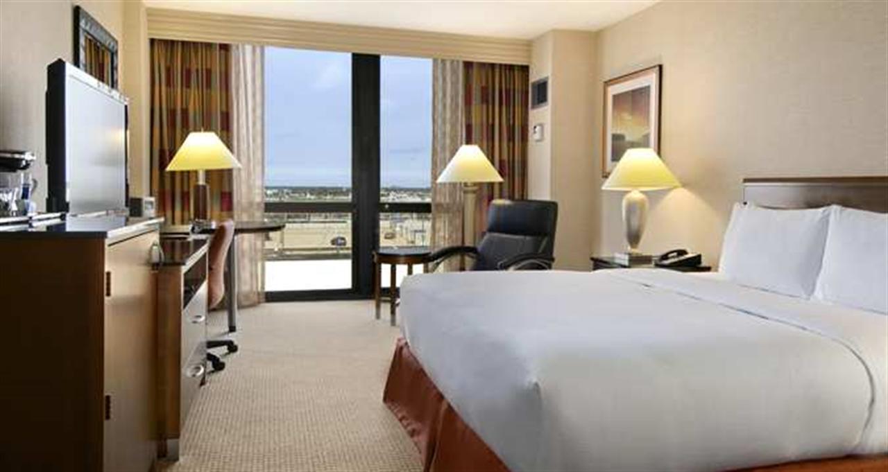 Hilton Chicago O'Hare Airport - thumb 24