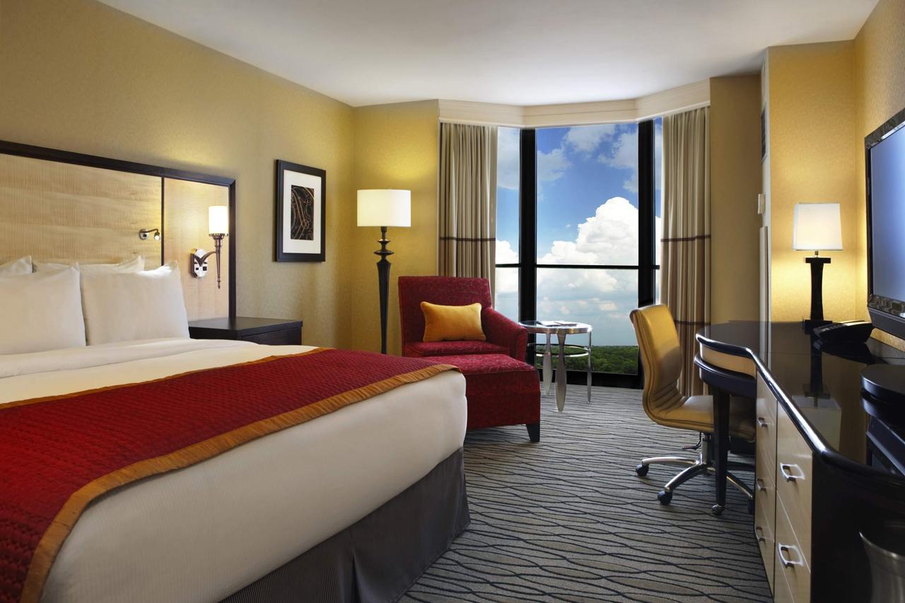 Hilton Rosemont Chicago O'Hare - thumb 2