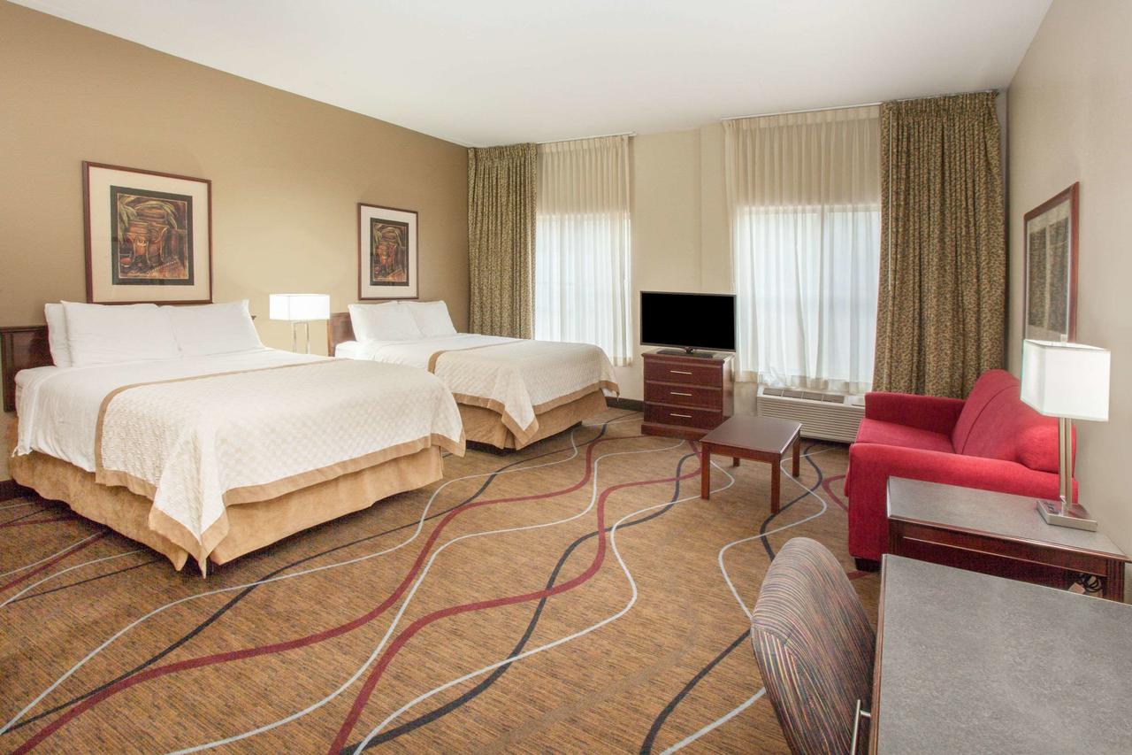 Hawthorn Suites Bloomington - thumb 8