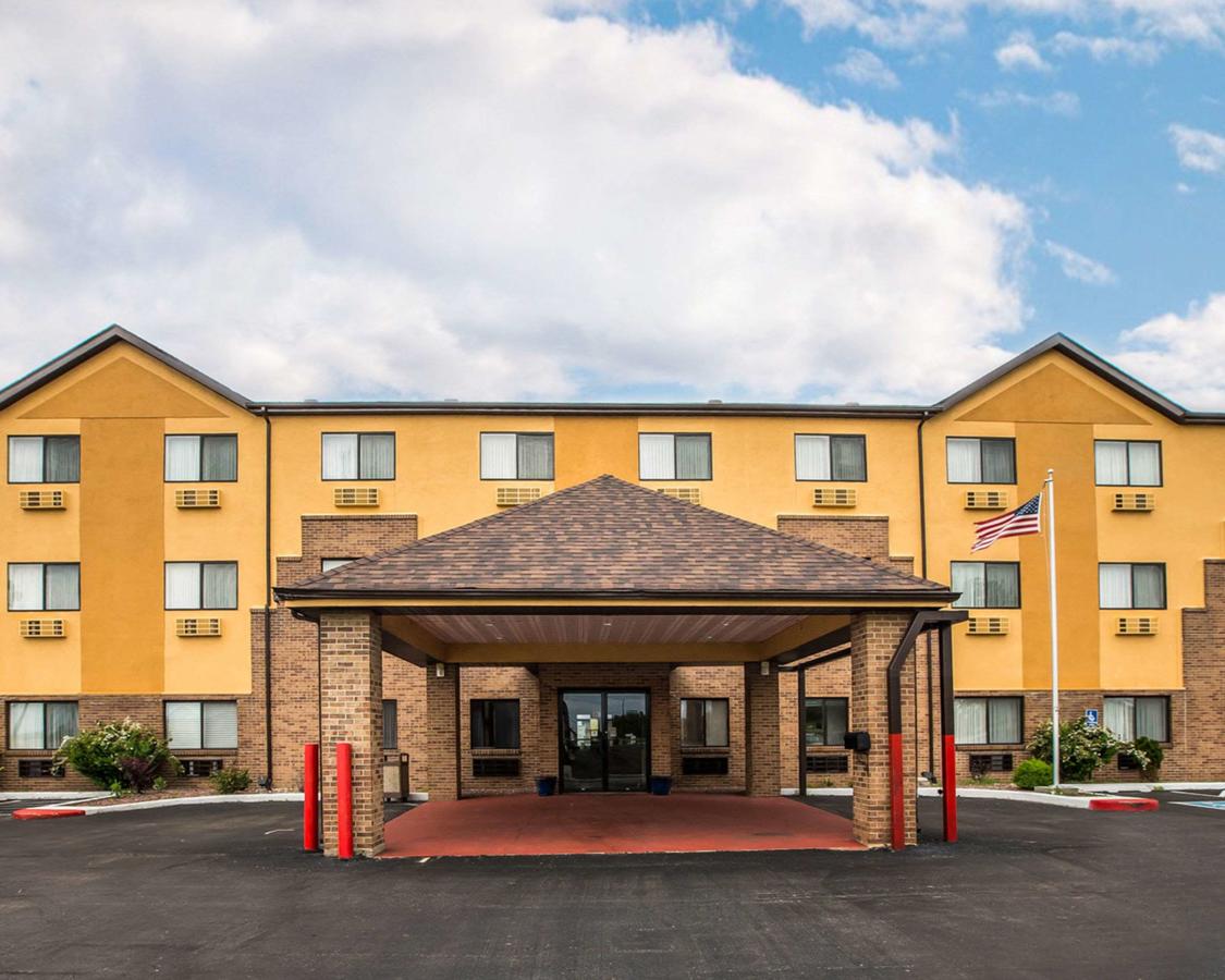 Quality Inn Peru - thumb 21