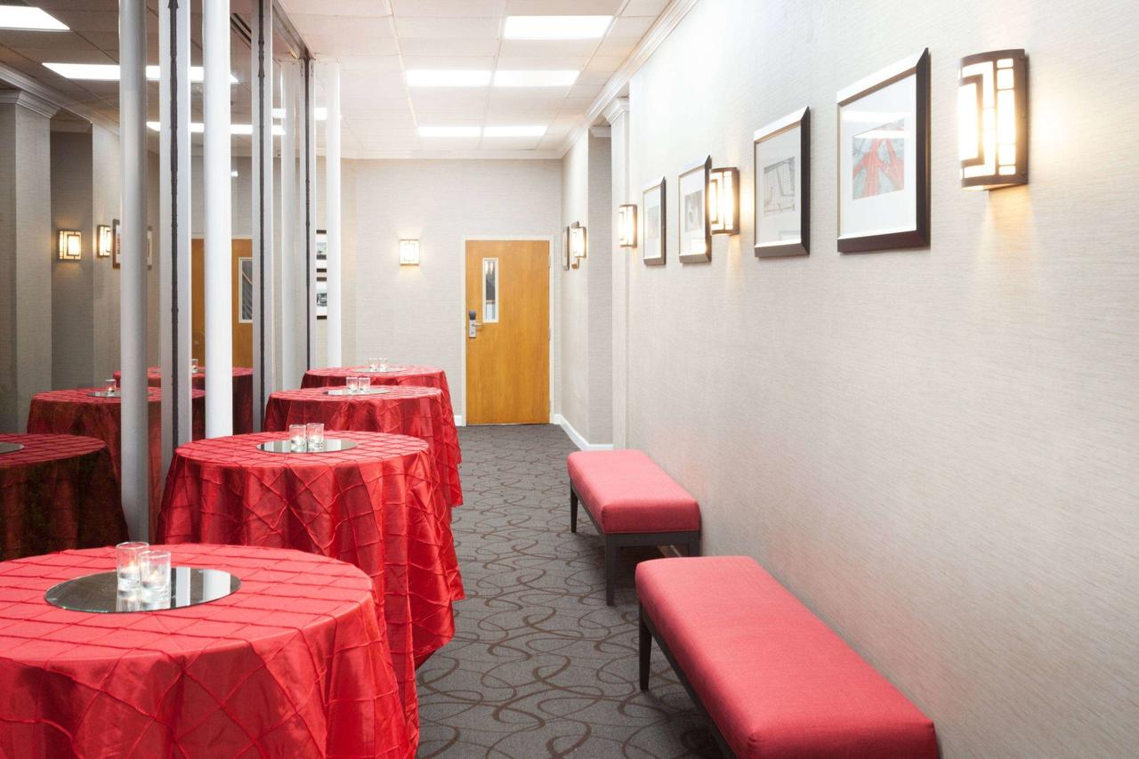 Ramada Plaza By Wyndham Chicago North Shore - thumb 29