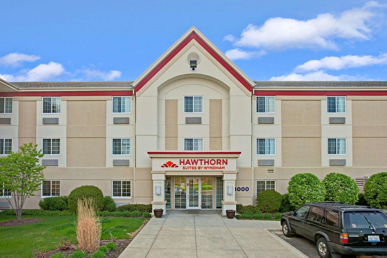 Hawthorn Suites By Wyndham - Northbrook Wheeling - thumb 0