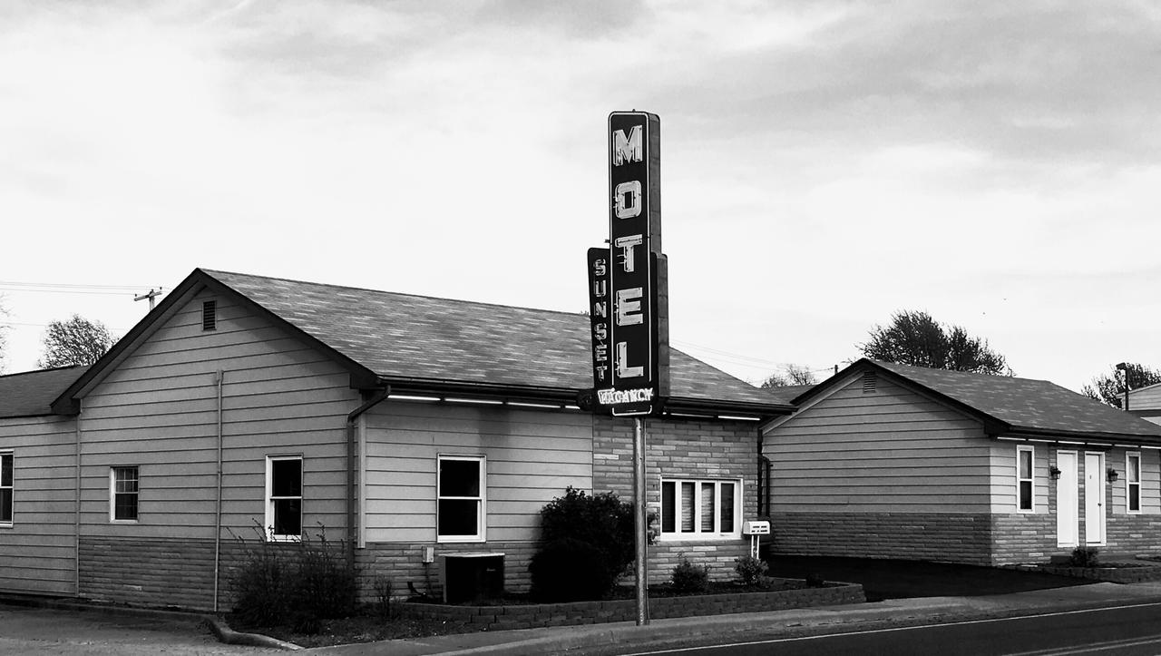 Sunset Motel - thumb 10