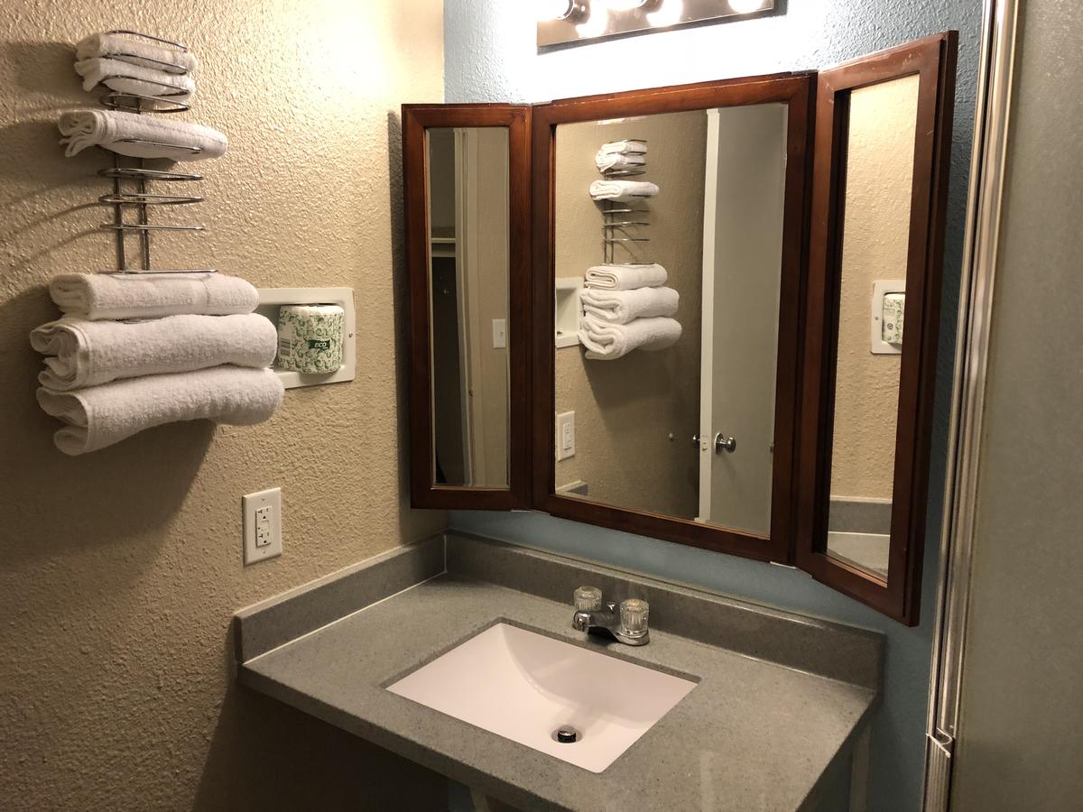 Midtown Inn - thumb 9