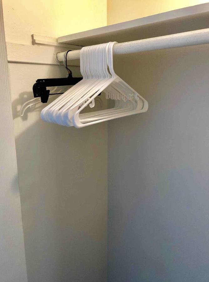 Comfy And Modern Home Within 5min Walk To Shops And Restaurants - thumb 9