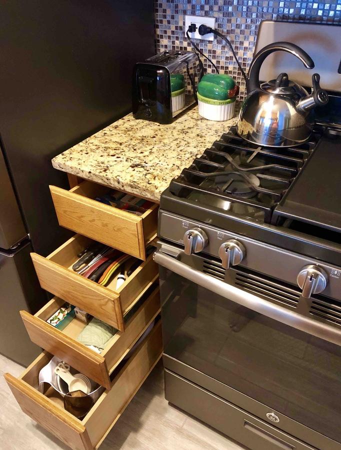 Comfy And Modern Home Within 5min Walk To Shops And Restaurants - thumb 10