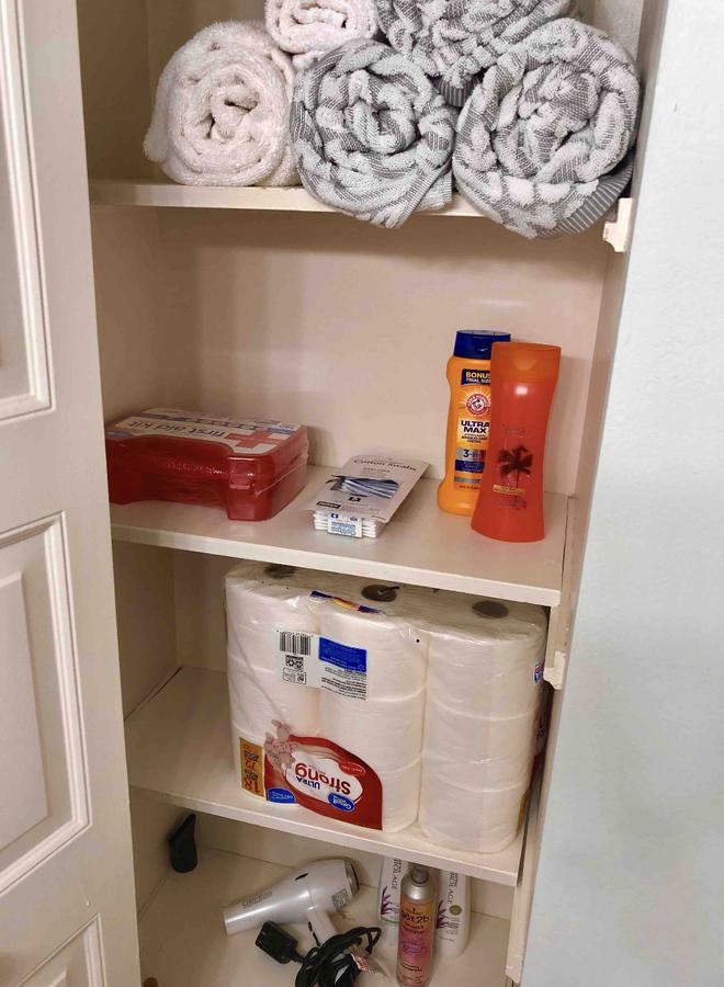 Comfy And Modern Home Within 5min Walk To Shops And Restaurants - thumb 18