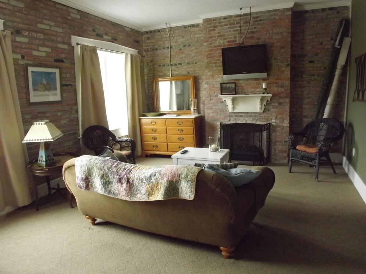 William Watson Hotel - thumb 2