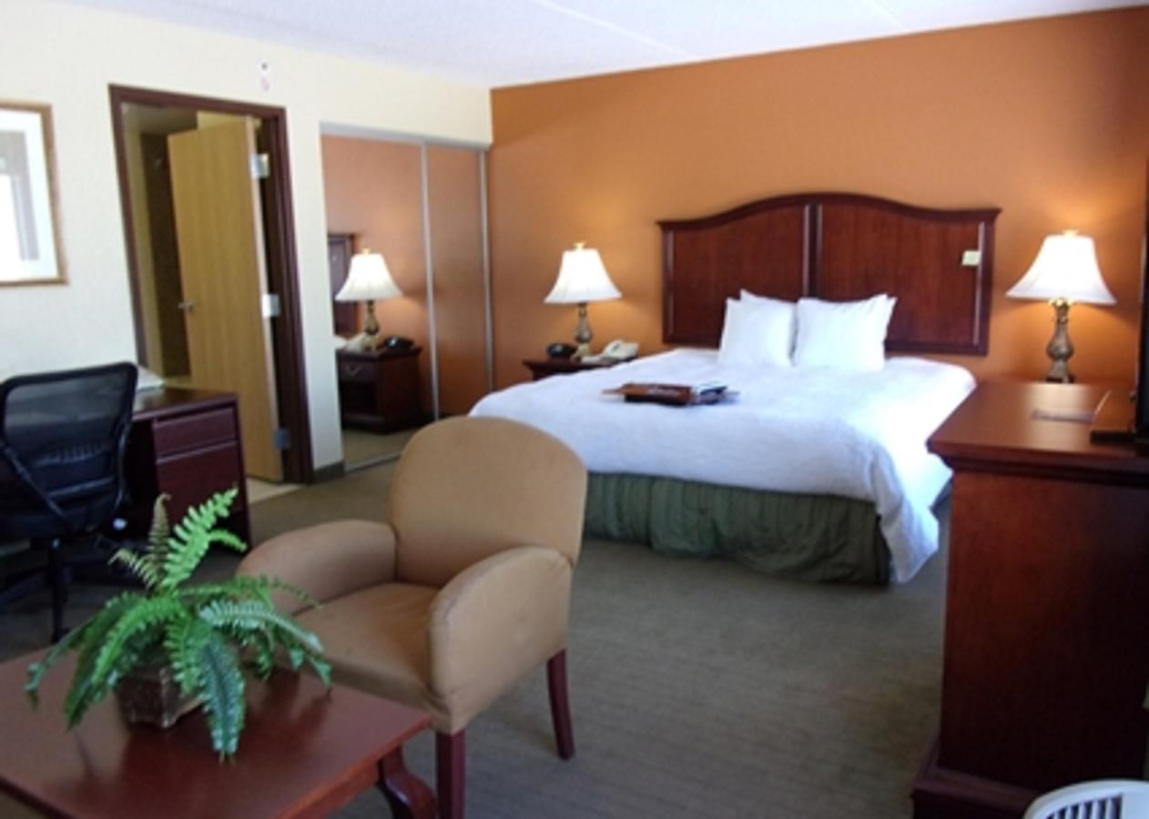 Hampton Inn & Suites Bolingbrook - thumb 2