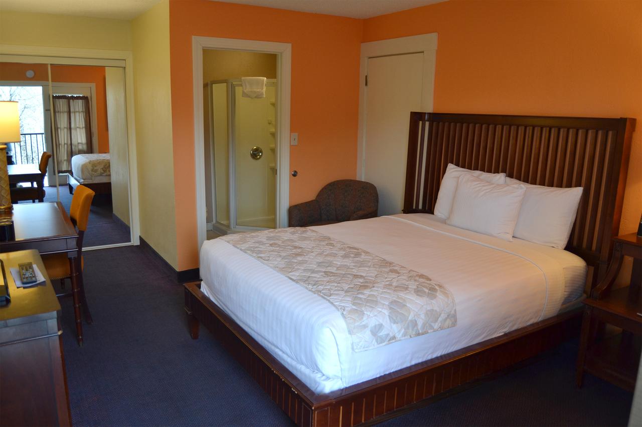 Cascades Inn - thumb 7