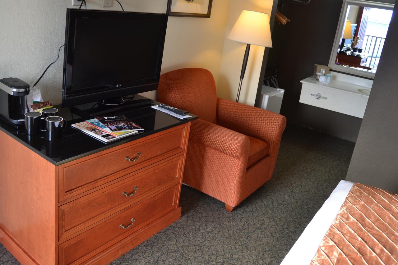 Cascades Inn - thumb 32