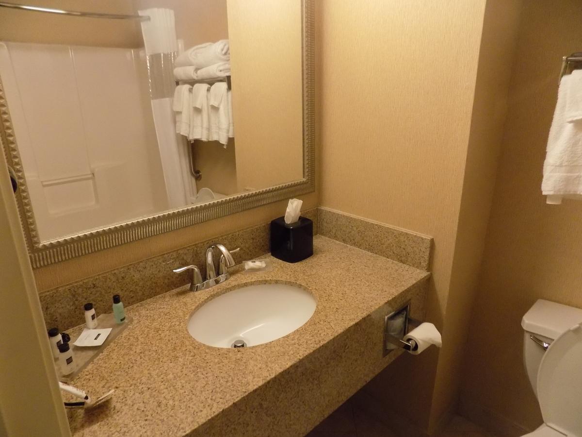 Country Inn & Suites By Radisson, Evansville, IN - thumb 9