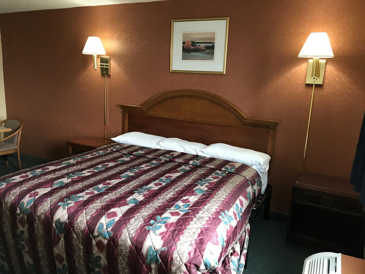 Economy Inn - thumb 5
