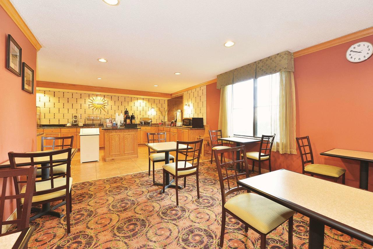 La Quinta By Wyndham Lafayette - thumb 9