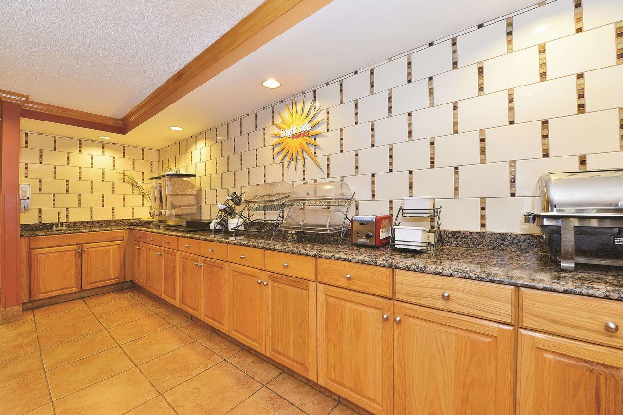 La Quinta By Wyndham Lafayette - thumb 35