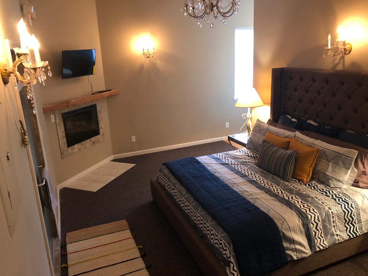 The Loft At Camelot - thumb 6