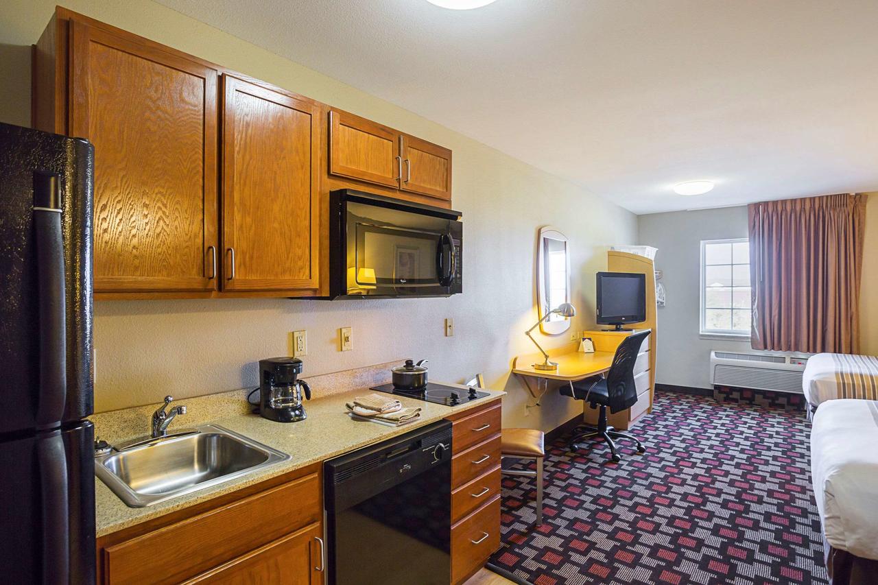 Suburban Extended Stay Hotel Clarksville - thumb 13