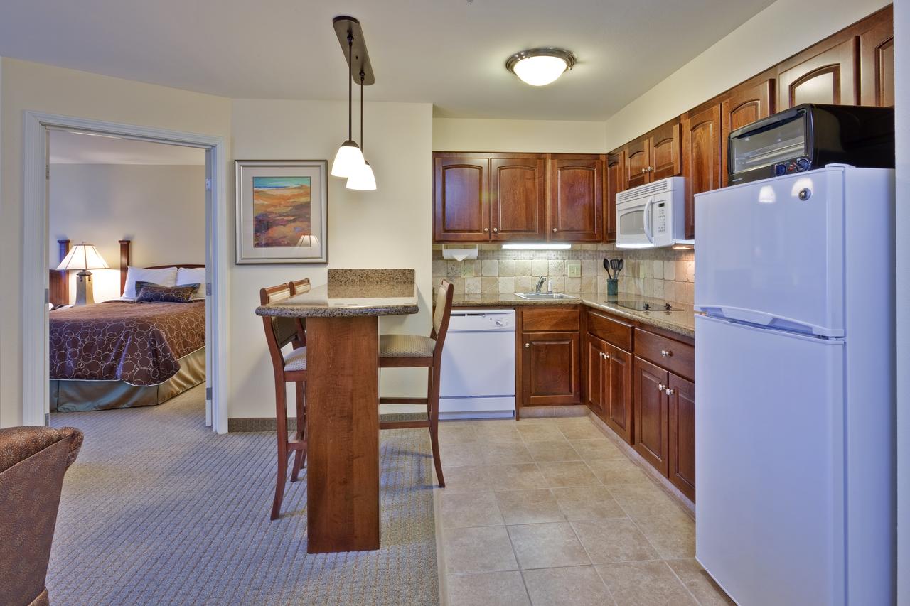 Staybridge Suites Indianapolis-Carmel - thumb 7