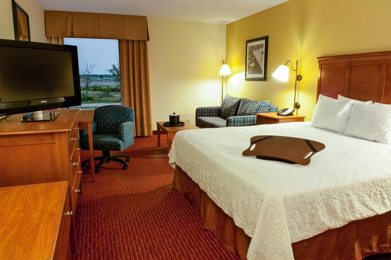 Hampton Inn Clarksville - thumb 11