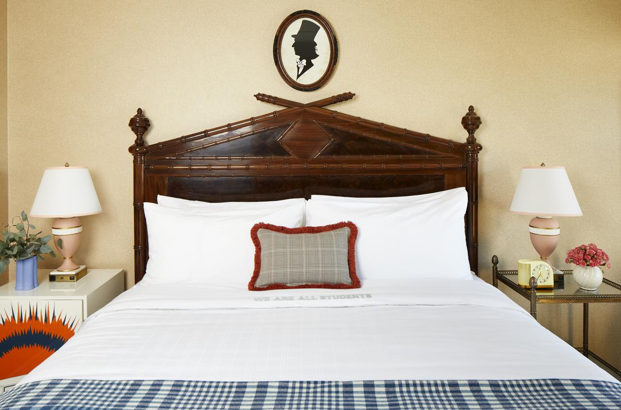 Graduate Iowa City - thumb 31