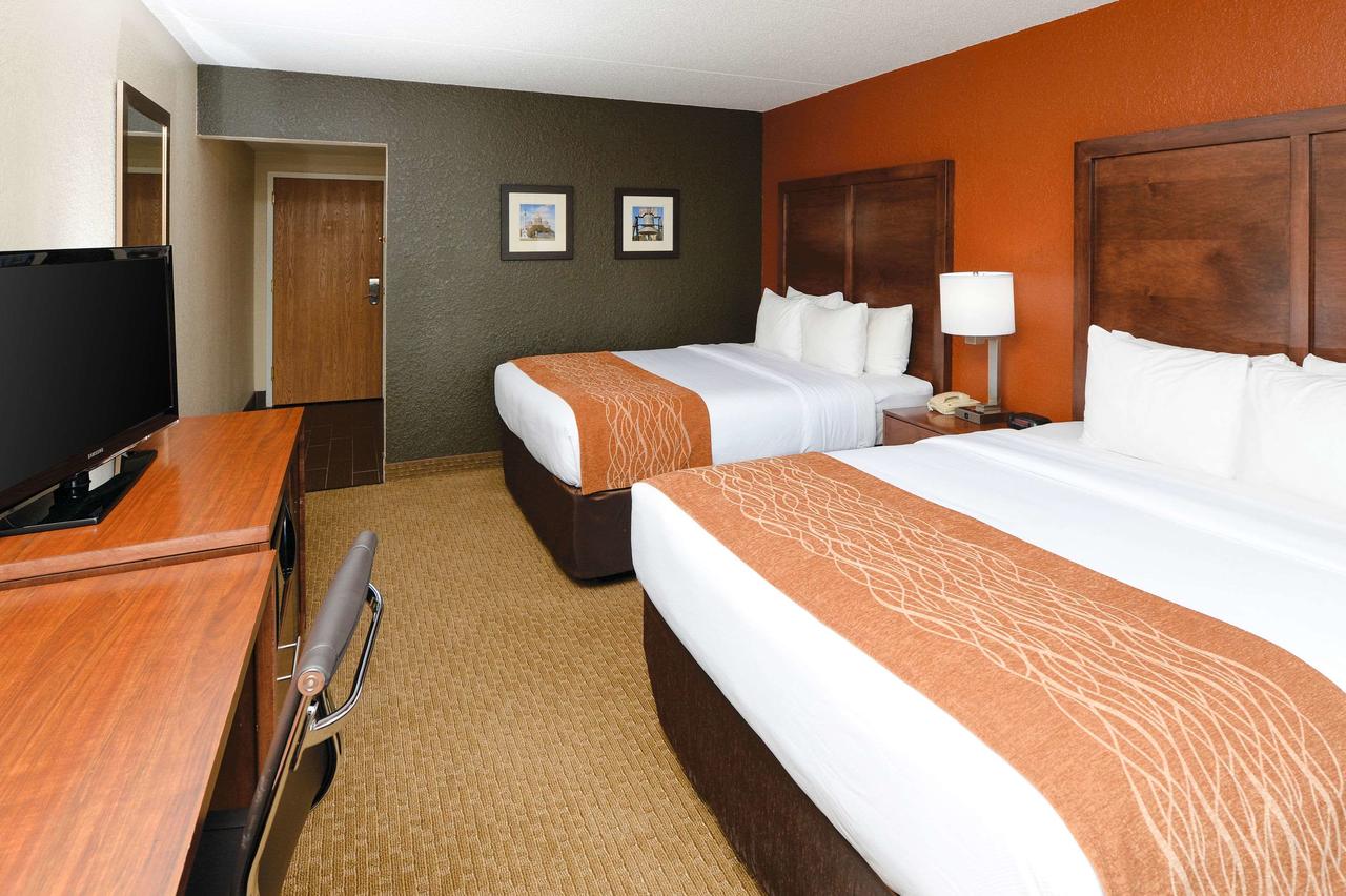 Comfort Inn & Suites Event Center - thumb 23