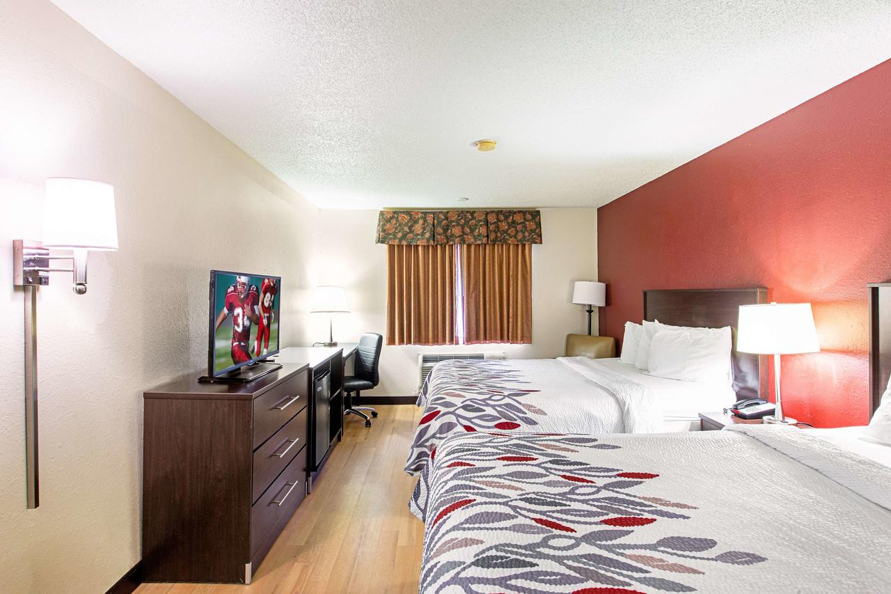 Red Roof Inn & Suites Omaha - Council Bluffs - thumb 37