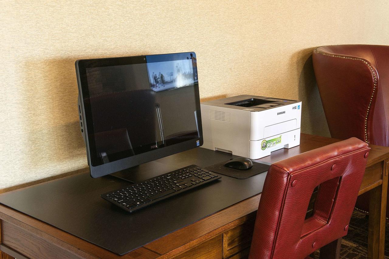 Red Roof Inn & Suites Omaha - Council Bluffs - thumb 7